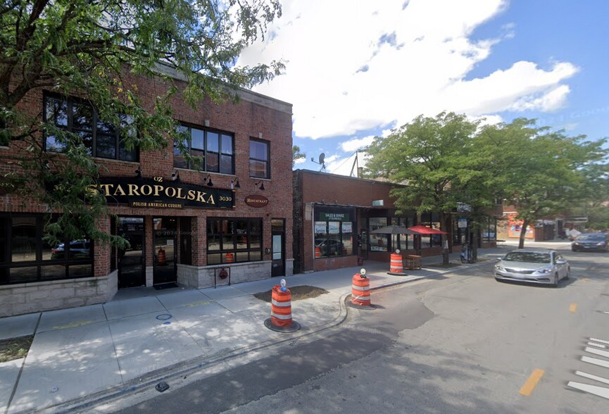 3032-3038 Milwaukee Ave N, Chicago, IL for lease - Building Photo - Image 2 of 2