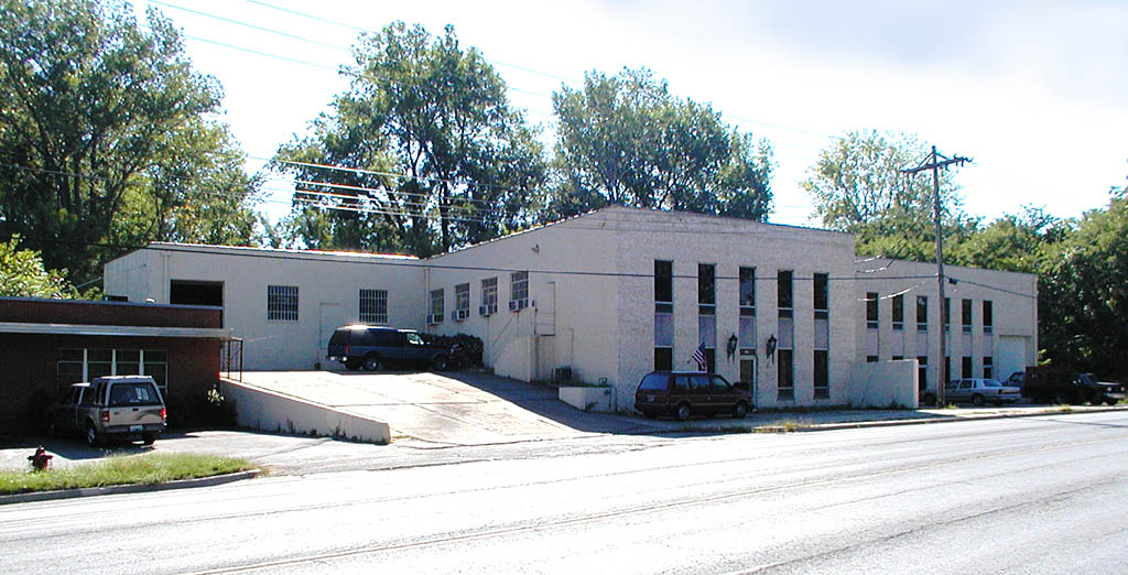 5631-5633 Raytown Rd, Raytown, MO for lease Primary Photo- Image 1 of 2