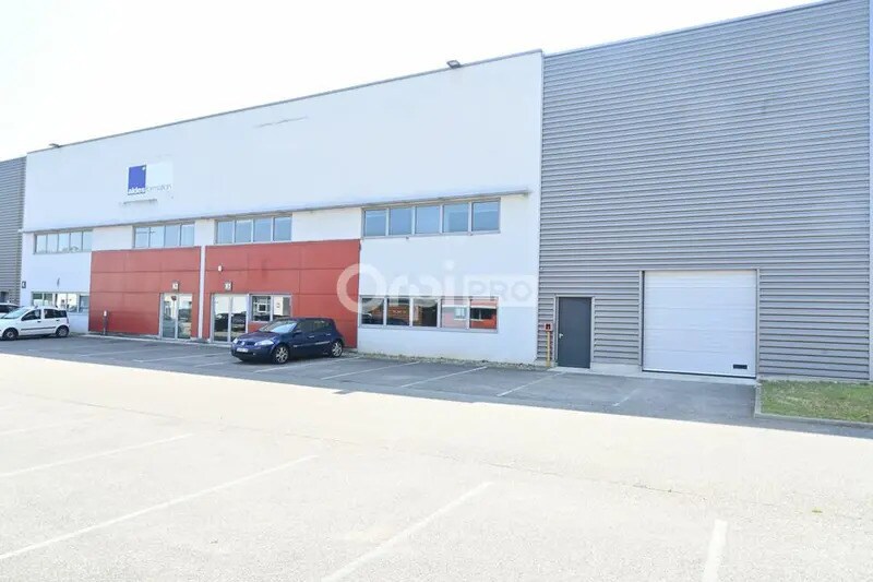 50 Rue Jean Zay, Saint-Priest à louer - Photo du bâtiment - Image 2 de 81