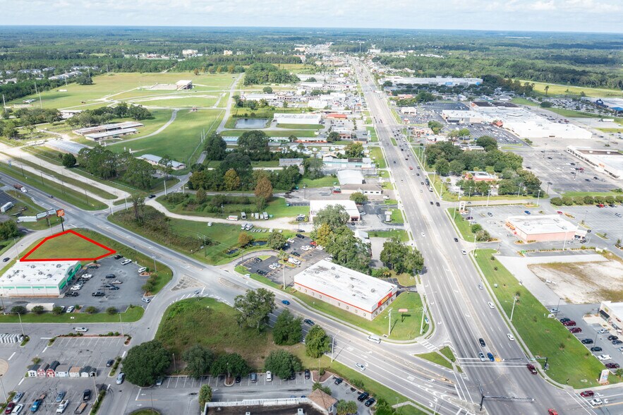 Branford Hwy, Lake City, FL à vendre - Photo du bâtiment - Image 2 de 16