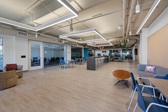 800 S Main St, Burbank, CA for sale Interior Photo- Image 2 of 7