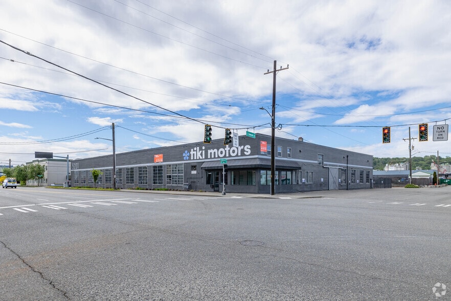 5201 1st Ave S, Seattle, WA à vendre - Photo du bâtiment - Image 1 de 6