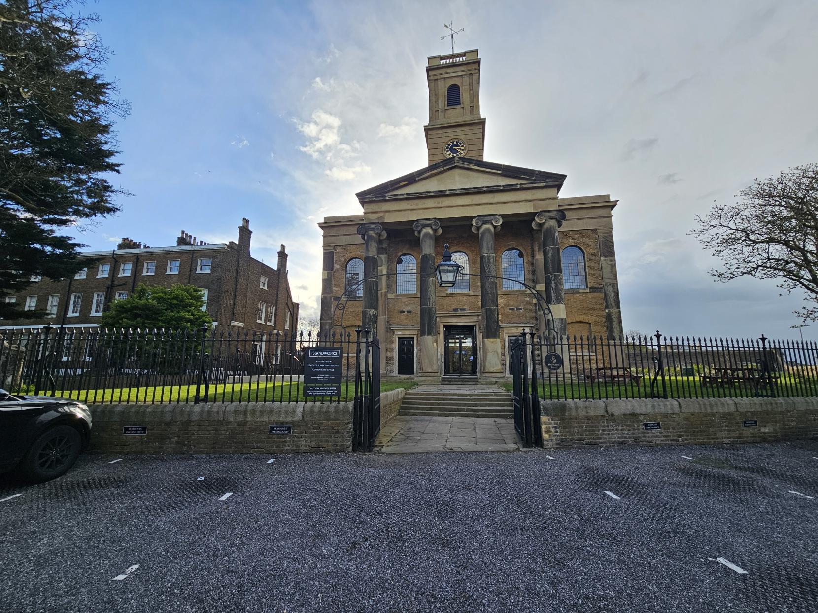 Garrison Rd, Sheerness à louer Photo du bâtiment- Image 1 de 16