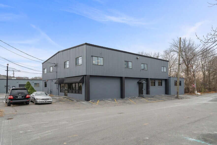 9 Fowle St, Woburn, MA à vendre - Photo du bâtiment - Image 2 de 11