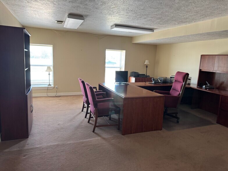 21706 Northwest Fwy, Cypress, TX à vendre - Photo du bâtiment - Image 3 de 7