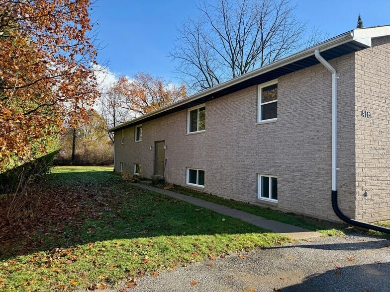 416 Gill St, Orillia, ON for sale - Primary Photo - Image 1 of 1