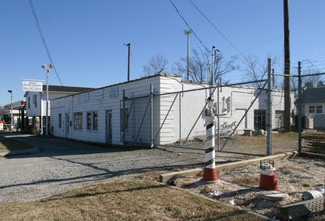 Plus de détails pour 4108-4110 Burlington Rd, Greensboro, NC - Industriel à vendre