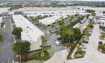 2005 Raymer Ave, Fullerton, CA à louer Photo intérieure- Image 2 de 4