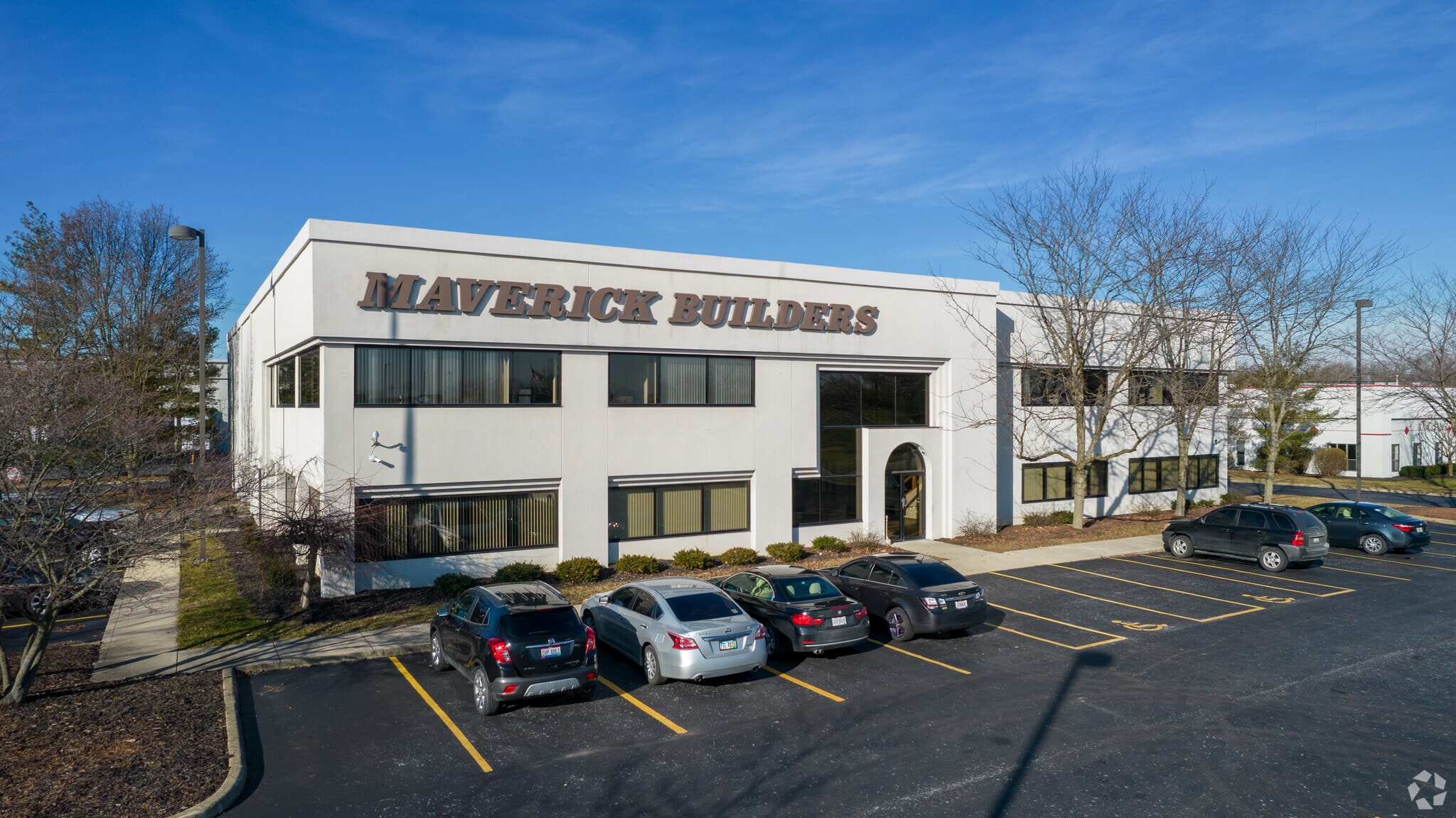 1667-1679 Gateway Cir, Grove City, OH for lease Primary Photo- Image 1 of 9