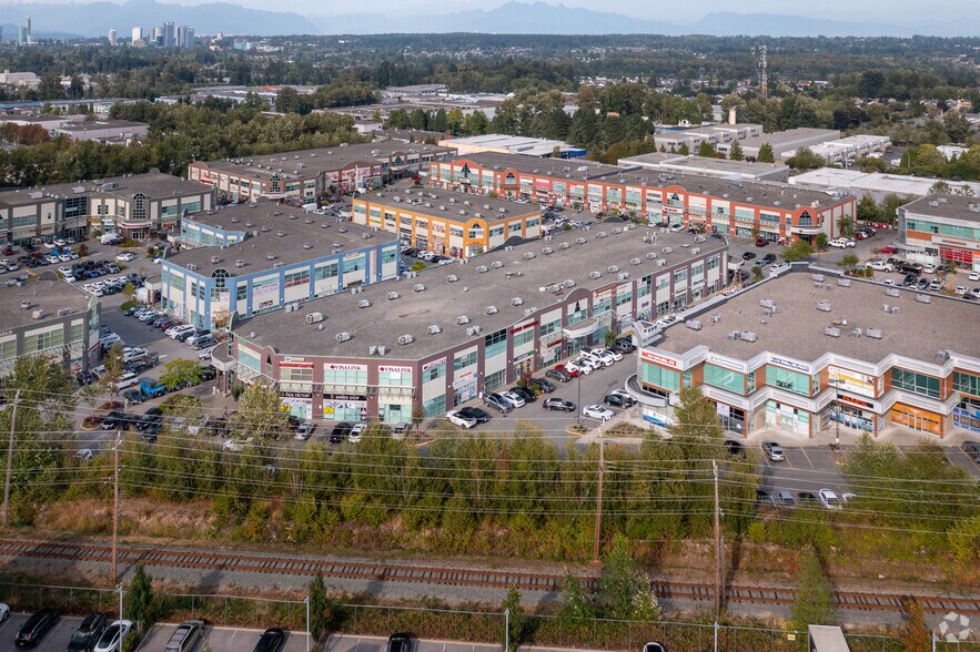 8128 128th St, Surrey, BC à vendre - Aérien - Image 3 de 6