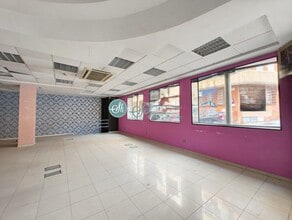 Retail in Segovia, Segovia for lease Interior Photo- Image 2 of 30