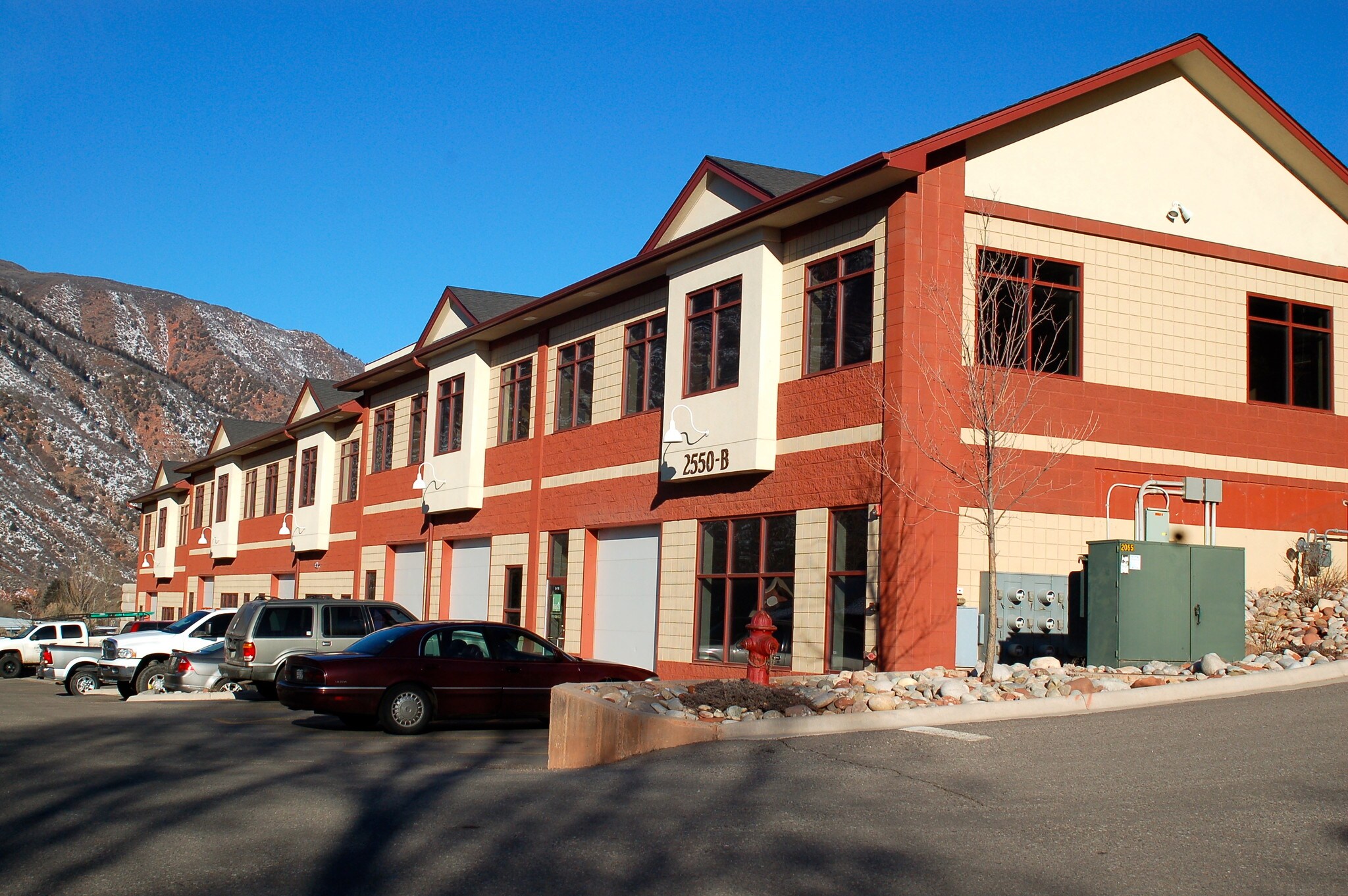 2550 Highway 82, Glenwood Springs, CO for sale Primary Photo- Image 1 of 60