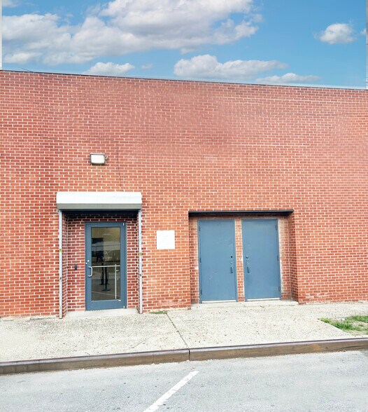 1434-1444 Commerce Ave, Bronx, NY à louer - Photo du bâtiment - Image 2 de 5