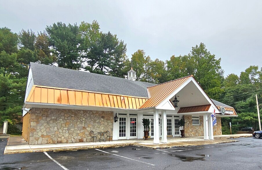 100 Hurffville Cross Keys Rd, Sewell, NJ à vendre - Photo principale - Image 1 de 7