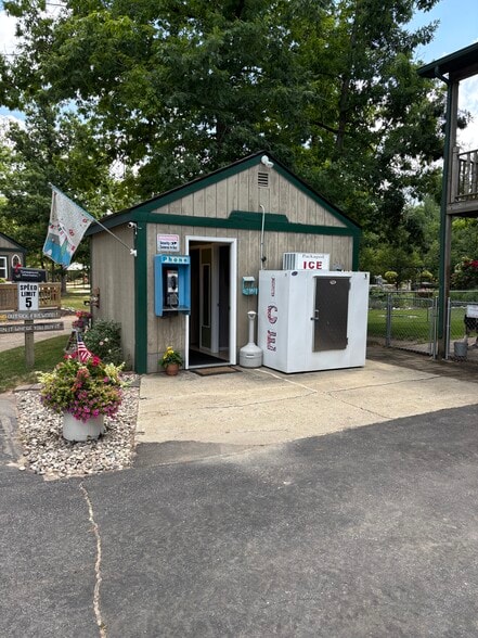 7332 S M-37, Baldwin, MI for sale - Building Photo - Image 3 of 43