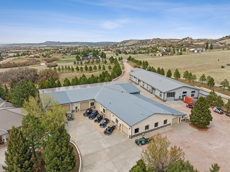 1751 W Wolfensberger Rd, Castle Rock, CO for sale - Building Photo - Image 2 of 32