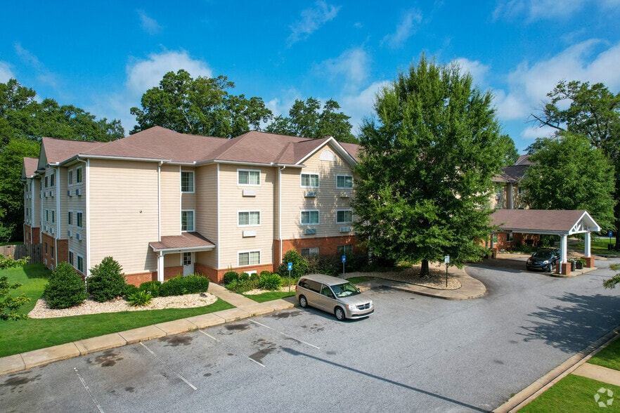 3662 Victory Dr, Columbus, GA for sale - Primary Photo - Image 2 of 8