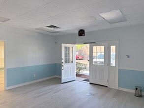 2700 University Blvd W, Jacksonville, FL for lease Interior Photo- Image 1 of 5