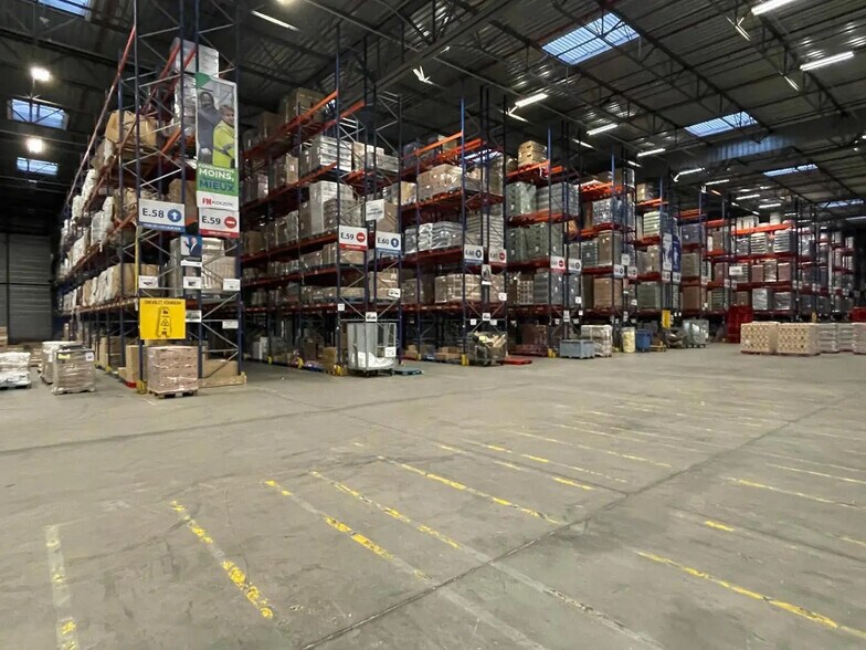 Flex dans Fretin à louer - Photo du bâtiment - Image 3 de 9