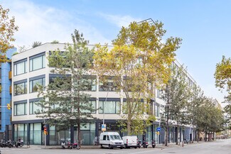 Plus de détails pour Carrer de Tànger, Barcelone - Bureau/Commerce de détail à louer