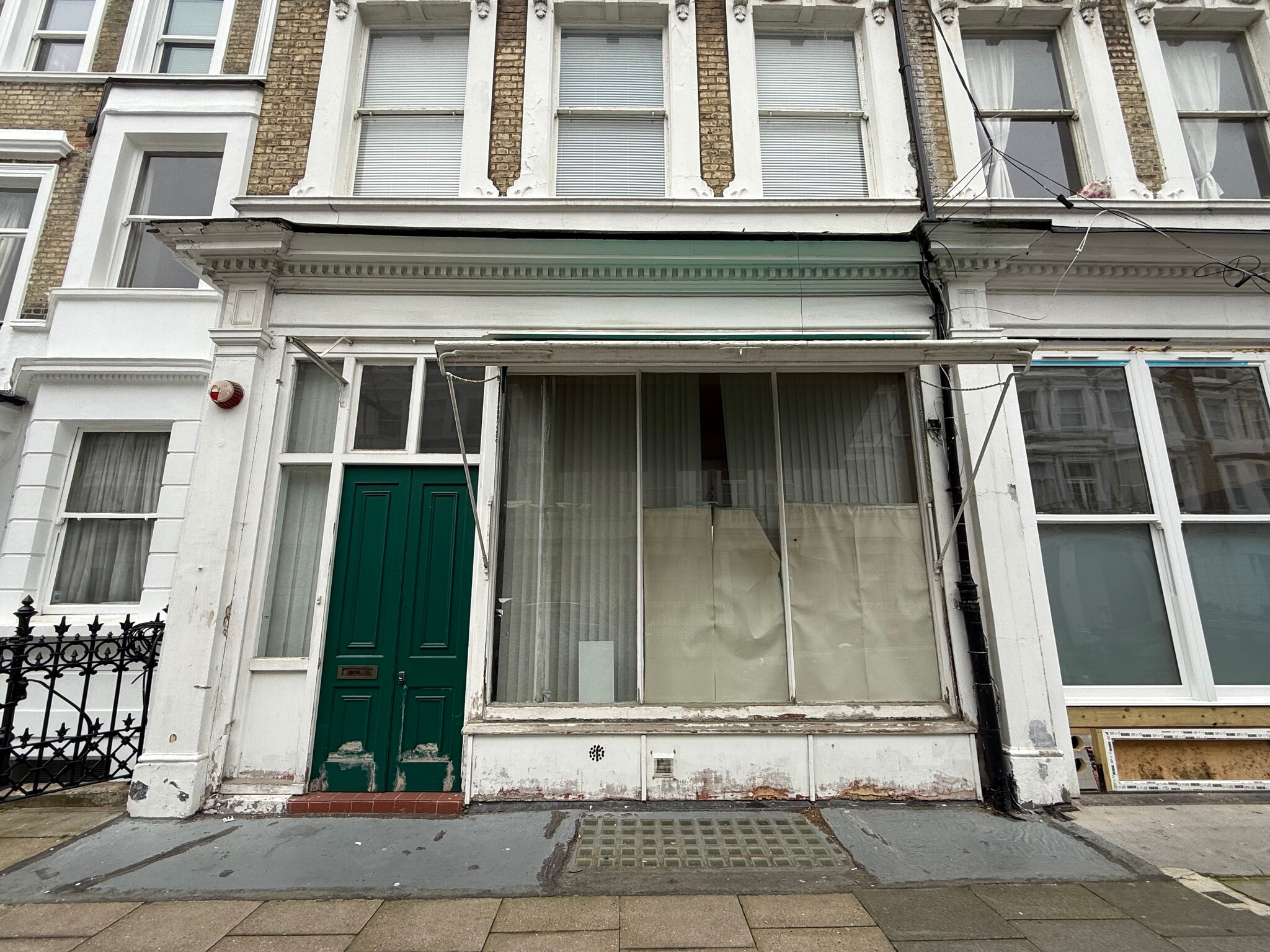 8 Comeragh Rd, London for lease Primary Photo- Image 1 of 2