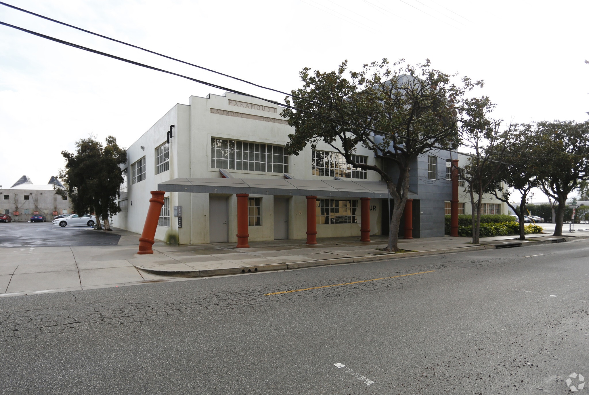 3960 Ince Blvd, Culver City, CA à louer Photo principale- Image 1 de 4