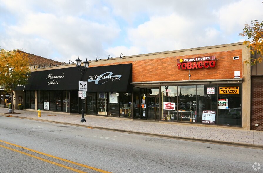 174-176 N York Rd, Elmhurst, IL à vendre - Photo du bâtiment - Image 2 de 13