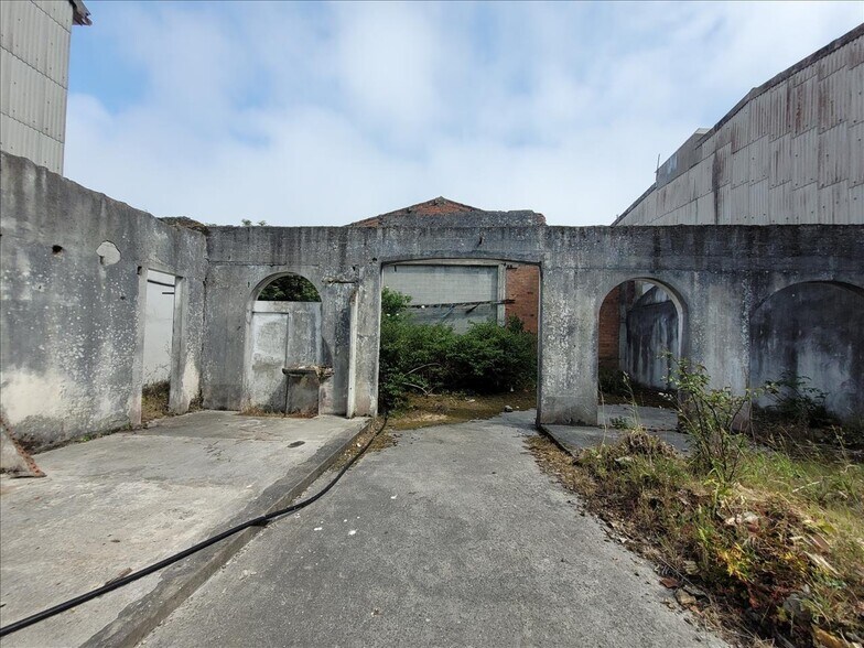Avenida Constitución, 31, Cariño, La Coruna à louer - Photo du bâtiment - Image 3 de 6