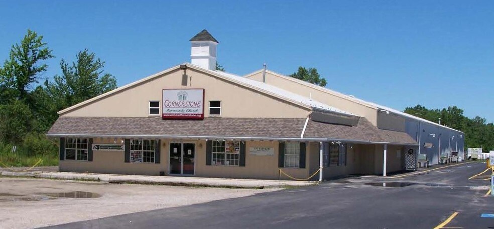 46400 Telegraph Rd, Amherst, OH à vendre - Photo du bâtiment - Image 3 de 43