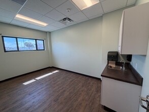 12700 W Dixie Hwy, Miami, FL for lease Interior Photo- Image 1 of 1