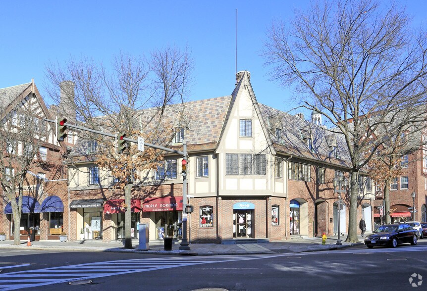1 Chase Rd, Scarsdale, NY à louer - Photo du bâtiment - Image 1 de 6