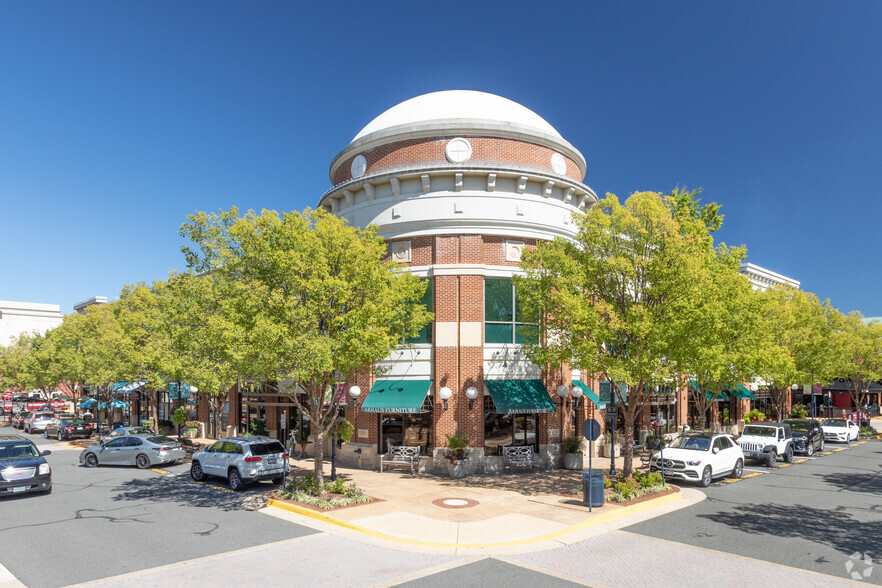 4211 Fairfax Corner East Ave, Fairfax, VA for lease - Primary Photo - Image 1 of 12