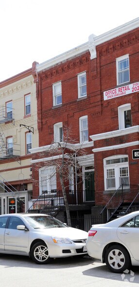 1704 R St NW, Washington, DC à louer - Photo du bâtiment - Image 2 de 5