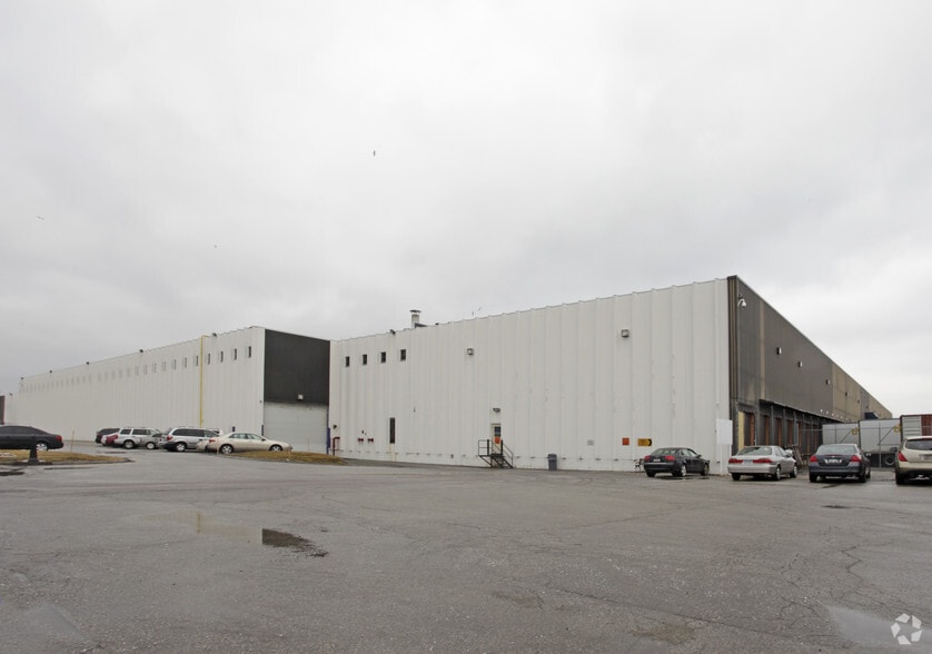 160 Carrier Dr, Toronto, ON for lease - Building Photo - Image 2 of 2