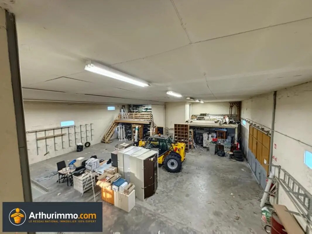 56 Route De Lyon, Bourgoin-Jallieu for lease Interior Photo- Image 1 of 7