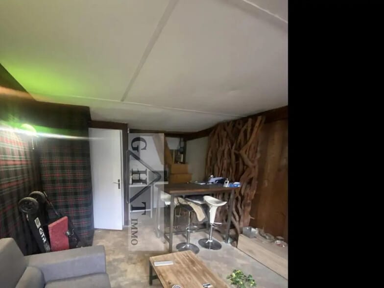 Industrial in Fontenay-sous-Bois for sale - Interior Photo - Image 3 of 4