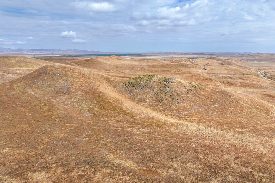 Kecks Rd., Lost Hills, CA à vendre - Photo du bâtiment - Image 2 de 12