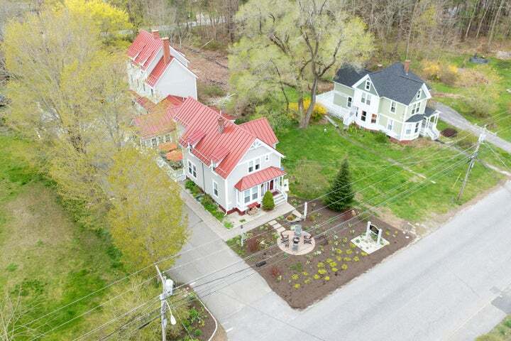 11 Holbrook St, Freeport, ME for sale - Building Photo - Image 2 of 36