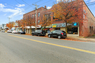 549 Howe Ave, Shelton, CT for lease Building Photo- Image 1 of 2