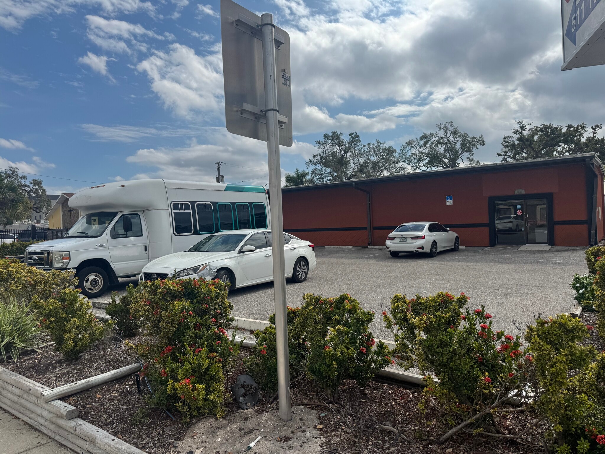 1002 Manatee Ave, Bradenton, FL for lease Primary Photo- Image 1 of 21