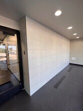 6750 Antioch Rd, Merriam, KS for sale Interior Photo- Image 2 of 2