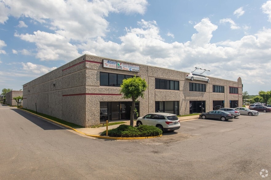 8390 Terminal Rd, Lorton, VA for lease - Building Photo - Image 2 of 15