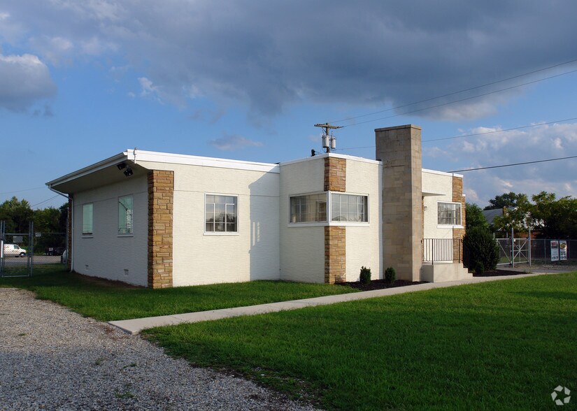 18 Harker Ave, Berlin, NJ à louer - Photo du bâtiment - Image 1 de 2