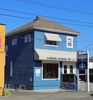 More details for 1808 Cook St, Victoria, BC - Specialty for Sale