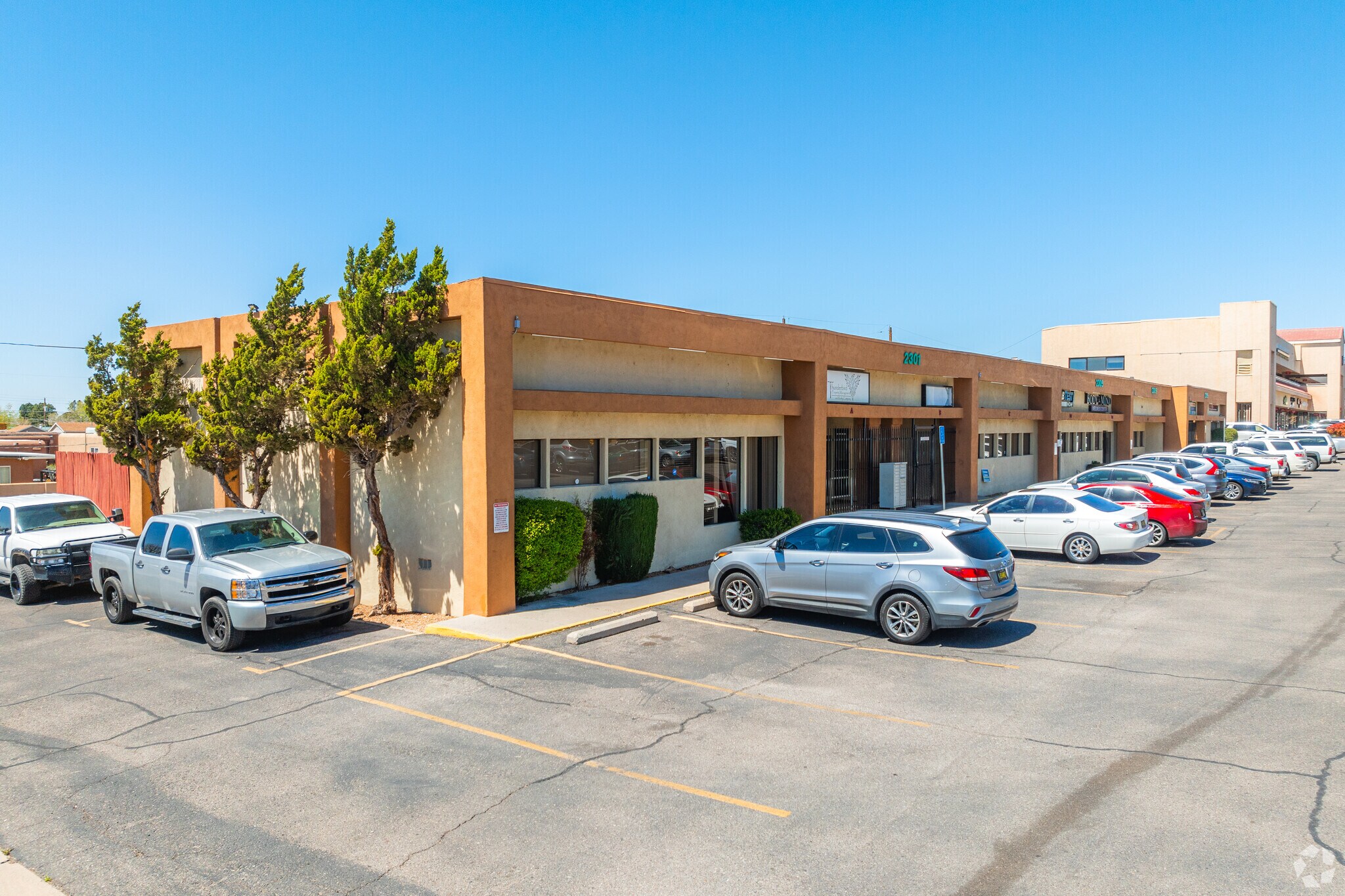 2301-2315 San Pedro Dr NE, Albuquerque, NM à vendre Photo principale- Image 1 de 1