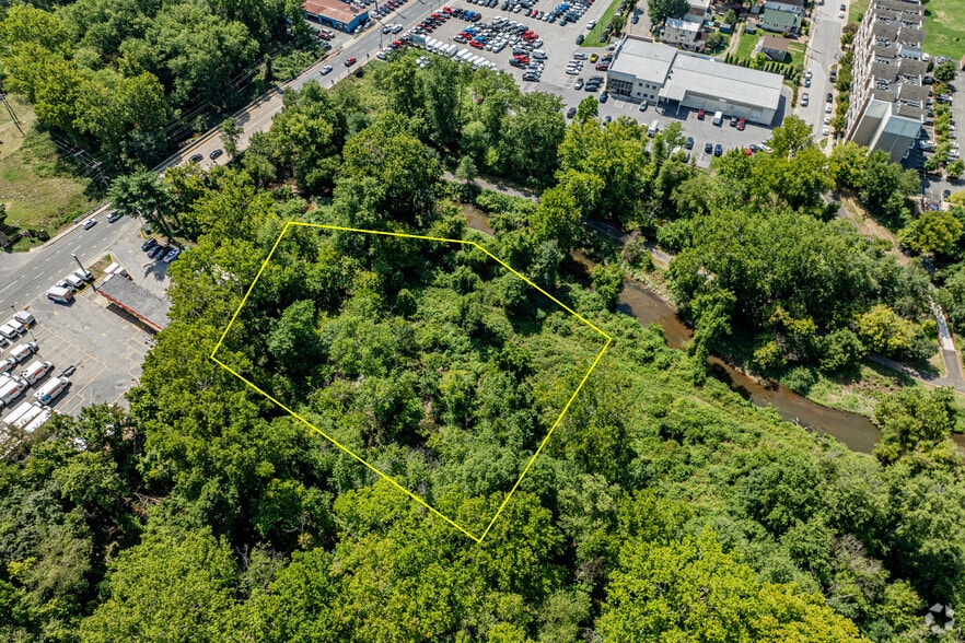 Cissell Ave, Laurel, MD for sale - Primary Photo - Image 1 of 35