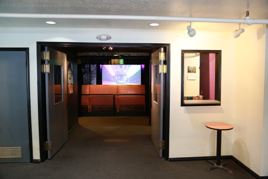 7711 Main St, Midvale, UT à vendre - Photo intérieure - Image 2 de 17