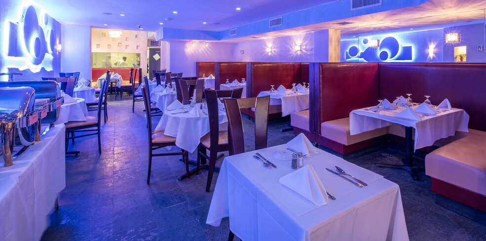 230 E 58th St, New York, NY for lease - Building Photo - Image 3 of 3