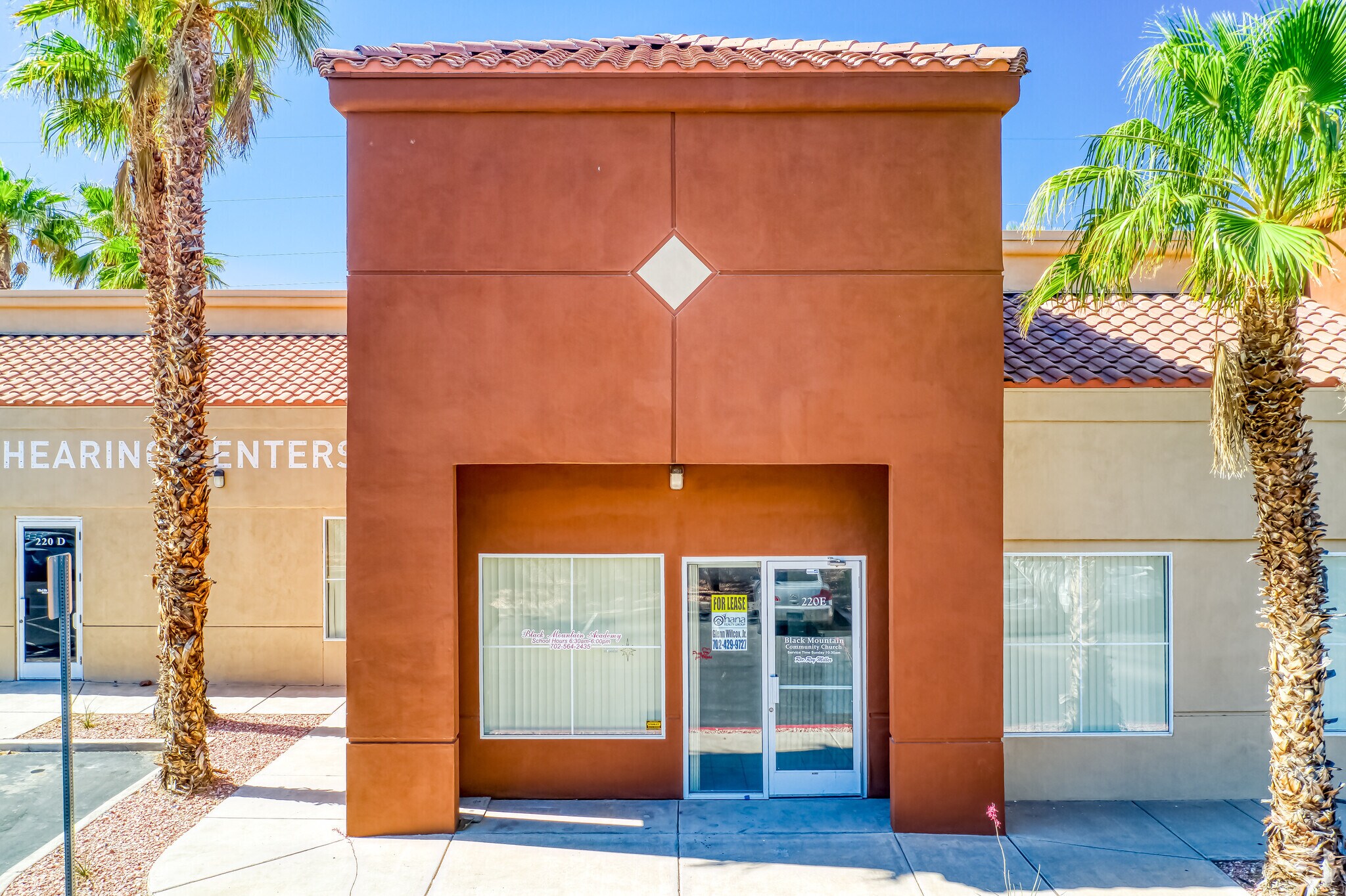 220 E Horizon Dr, Henderson, NV for lease Building Photo- Image 1 of 31