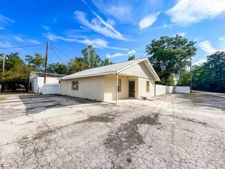 More details for 205 E Railroad St, Vidor, TX - Office for Sale